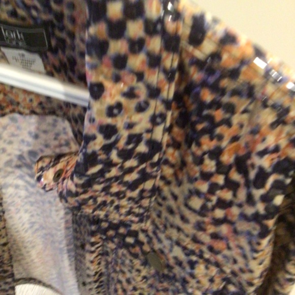 Patterned patent jacket, size 18 - Picture 2 of 5